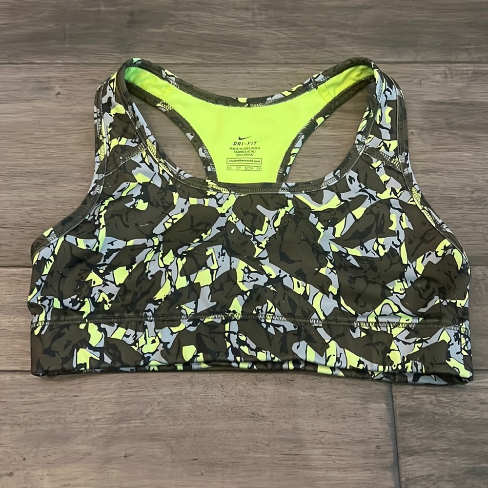 NIKE Dri-Fit VICTORY COMPRESSION BRA QUAKE VOLT Size‎ XS